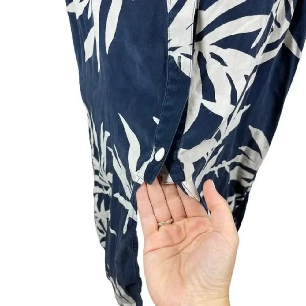 100% Silk Sully Bonnelly Navy Blue and White Floral Sheath Dress. Size 18W - Picture 5 of 5